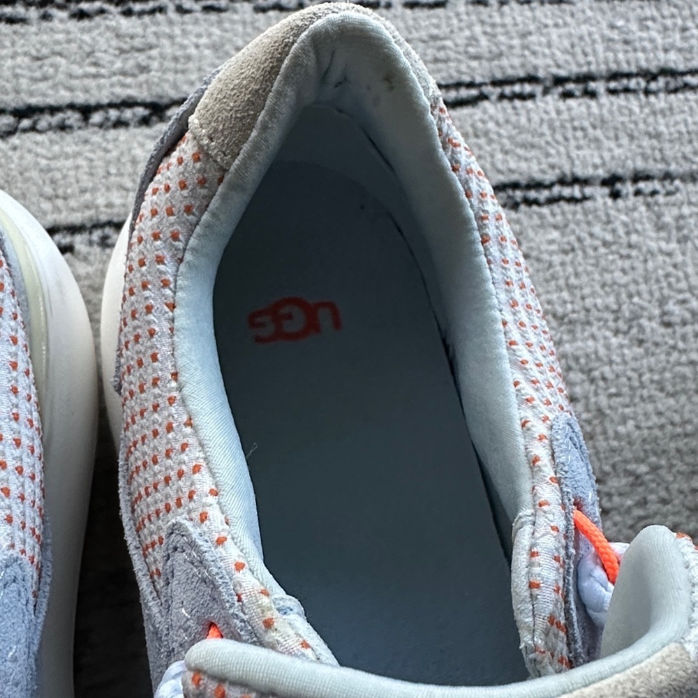UGG Marin Mega Lace Platform Sneakers - Picture 13 of 13